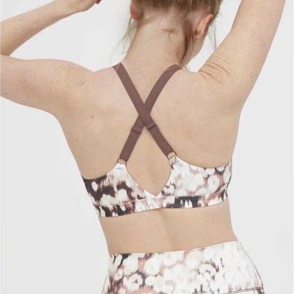 Aerie | OFFLINE Shine Strappy Back Sports Bra in Coco Cream Brown Print Large - Picture 2 of 13